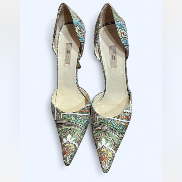 VTG Prada Multicolor Paisley Pointed Kitten heels!